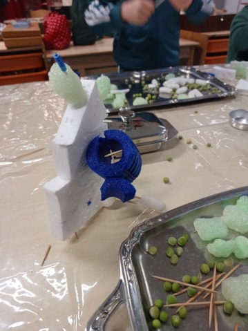 23aa235f-26ec-41c1-8750-f99f03be26fc